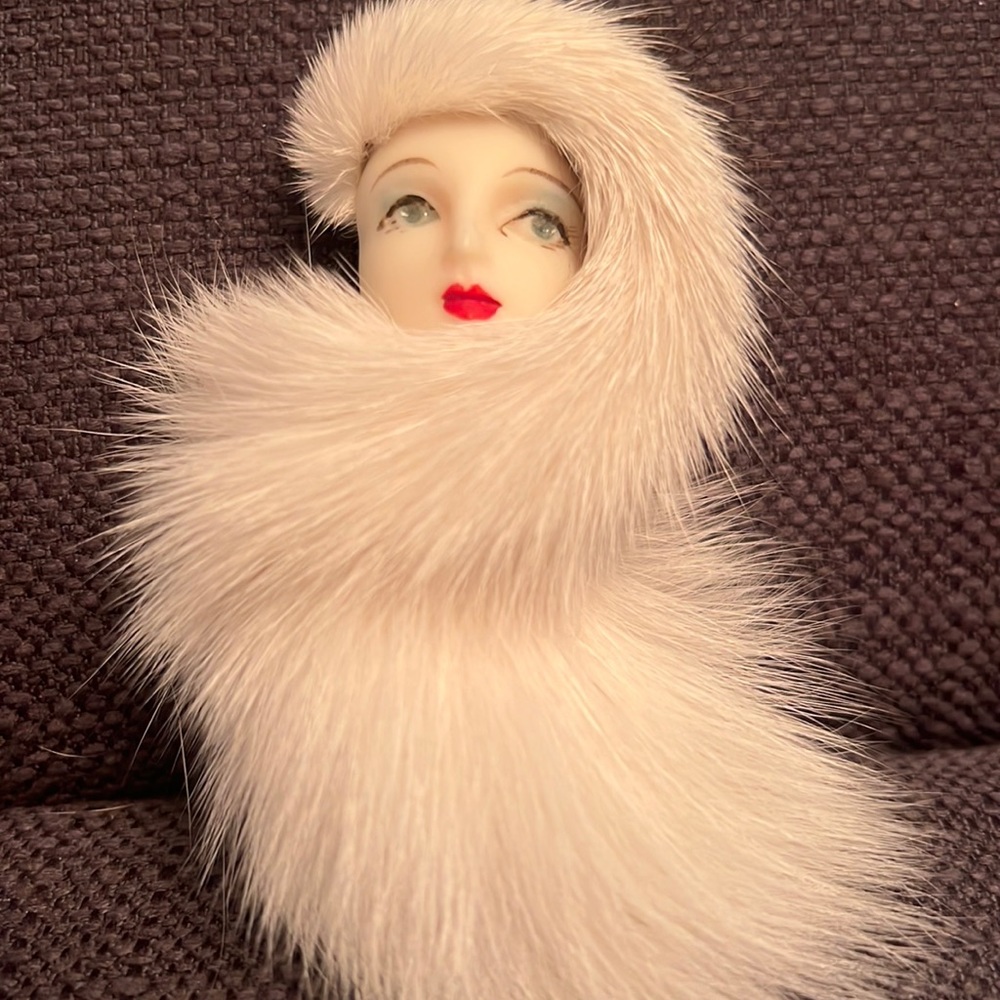 Vintage fur lady pin